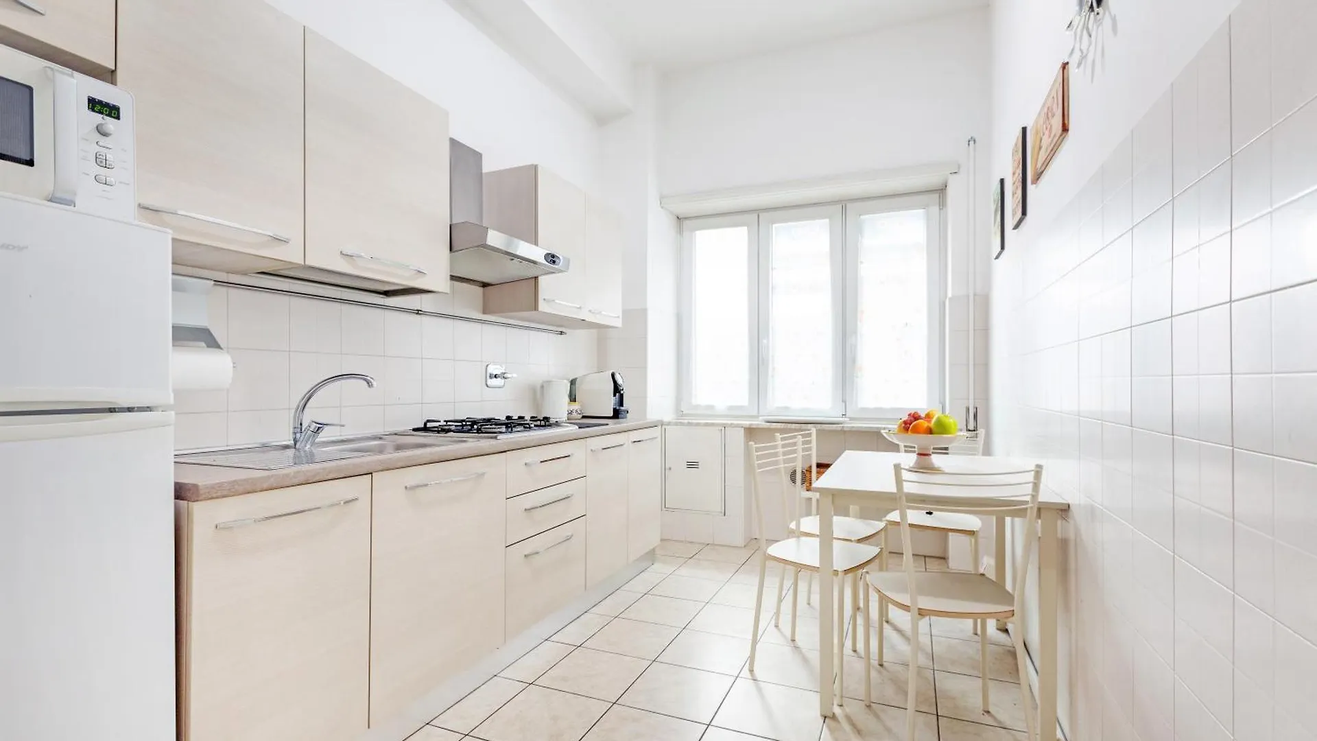 10 Minutes By Car From St Peter'S Basilica Apartment